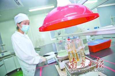 1533016710878106.png blob.png