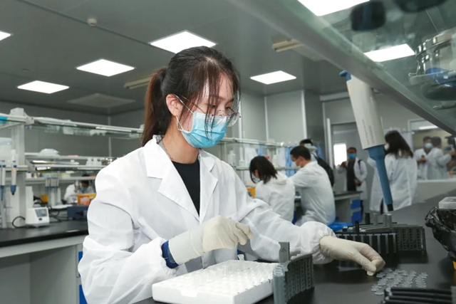 1587693744879010.jpg 640.webp (8).jpg